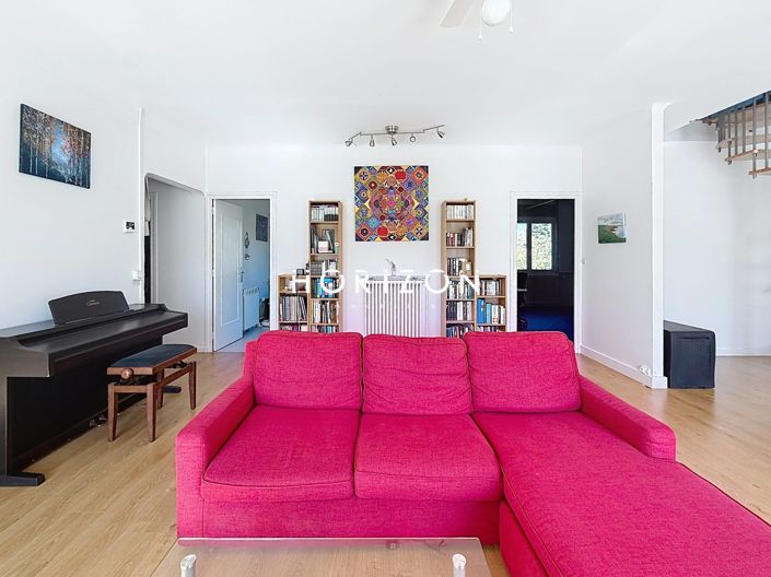 Image No.22-3 Bed House for sale