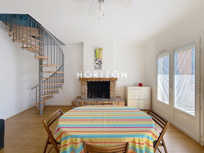 Image No.7-3 Bed House for sale