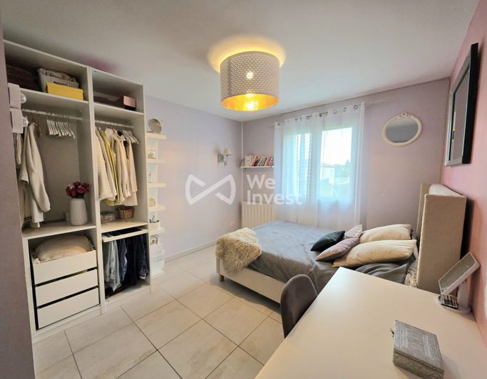 Image No.7-3 Bed House for sale