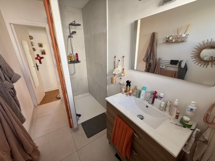 Image No.15-4 Bed House for sale