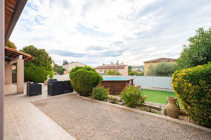 Image No.6-3 Bed House for sale