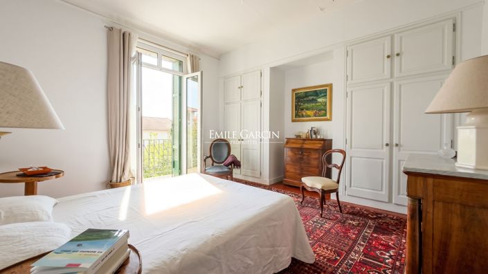 Image No.5-4 Bed House for sale