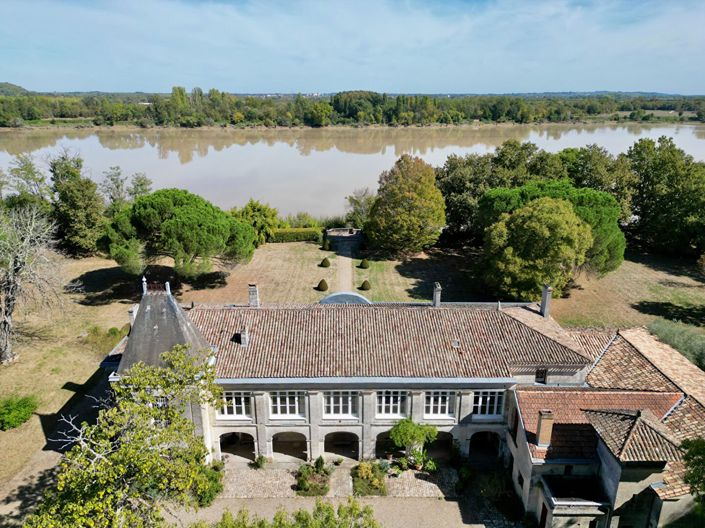 Image No.18-5 Bed House for sale