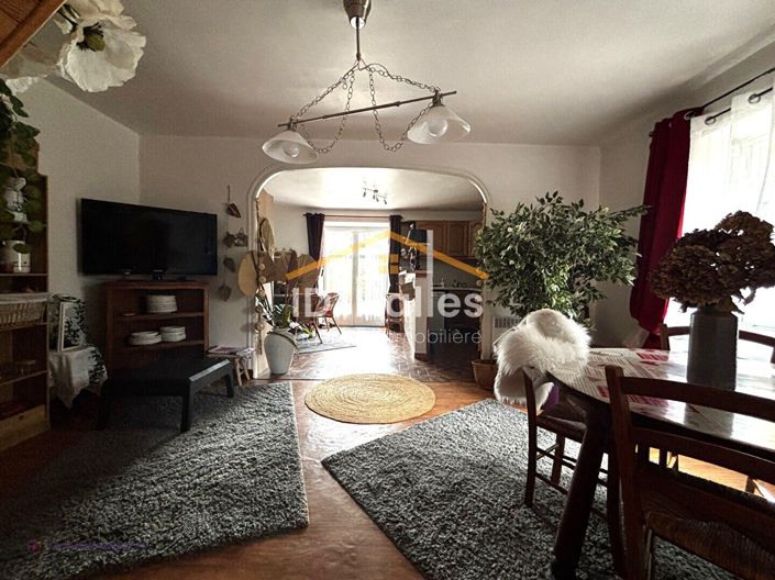 Image No.6-2 Bed House for sale