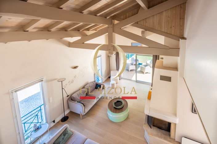 Image No.10-5 Bed House for sale