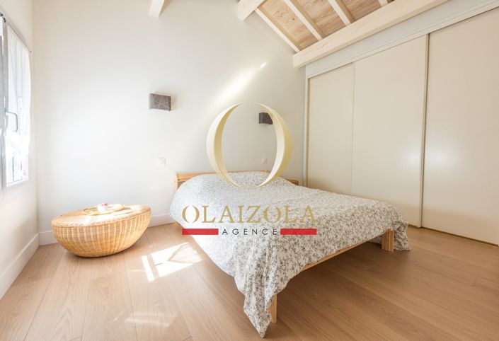 Image No.14-5 Bed House for sale