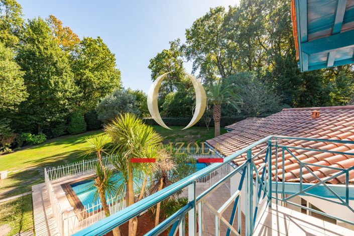 Image No.16-5 Bed House for sale