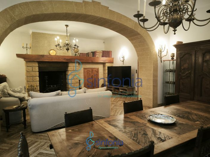 Image No.10-5 Bed House for sale