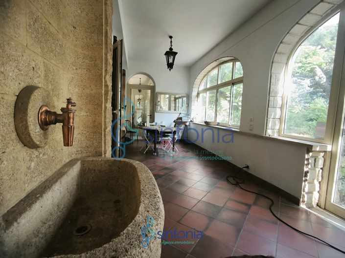 Image No.14-5 Bed House for sale