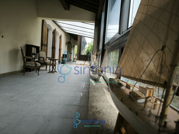 Image No.20-5 Bed House for sale