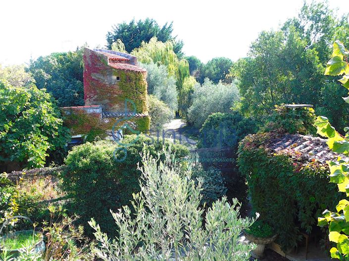 Image No.7-5 Bed House for sale