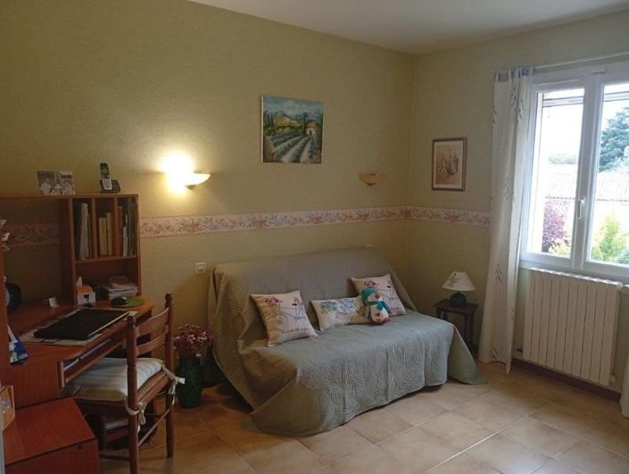 Image No.19-3 Bed House for sale
