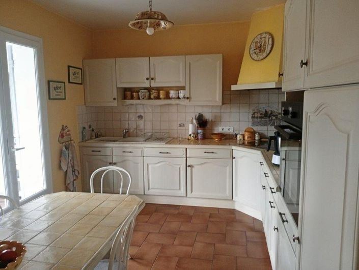 Image No.8-3 Bed House for sale
