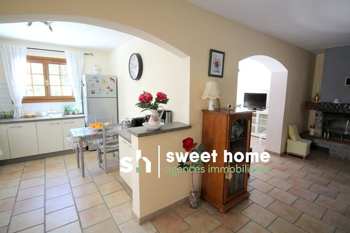 Image No.6-2 Bed House for sale