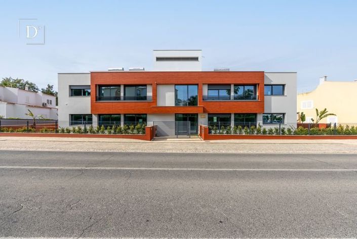 Image No.36-3 Bed Apartment for sale