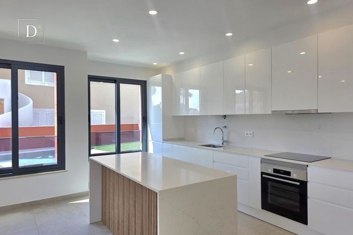 Image No.5-3 Bed Apartment for sale