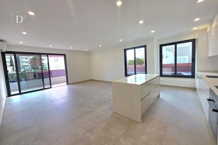 Image No.7-3 Bed Apartment for sale
