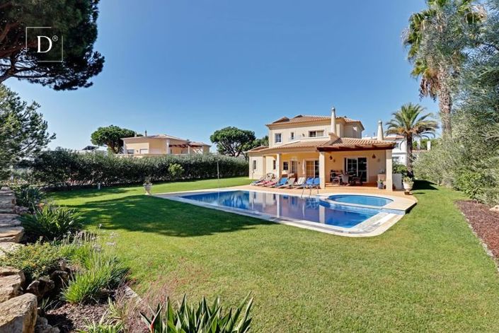 Image No.4-4 Bed House for sale