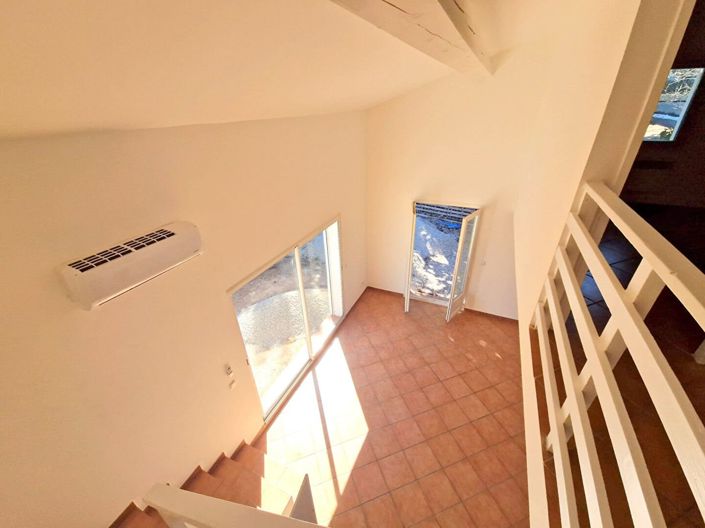 Image No.9-2 Bed House for sale