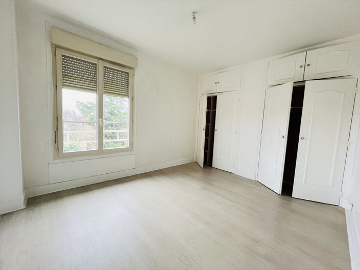 Image No.3-3 Bed Apartment for sale