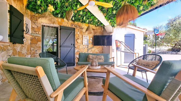 Image No.6-4 Bed House for sale