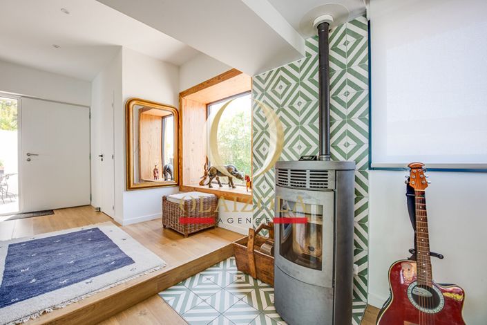 Image No.4-4 Bed House for sale