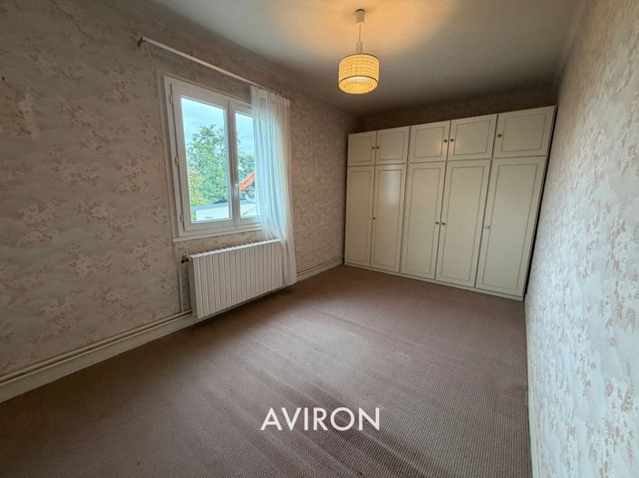 Image No.17-3 Bed House for sale