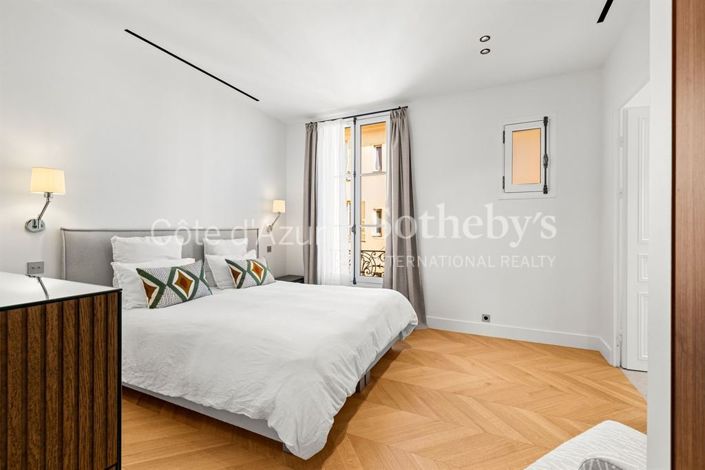 Image No.14-3 Bed Apartment for sale