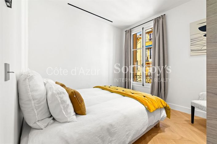 Image No.18-3 Bed Apartment for sale