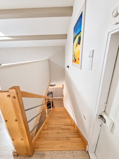 Image No.14-3 Bed House for sale