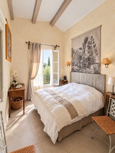 Image No.16-3 Bed House for sale