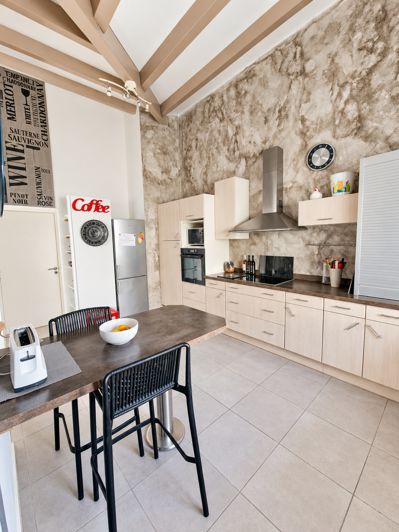 Image No.9-3 Bed House for sale