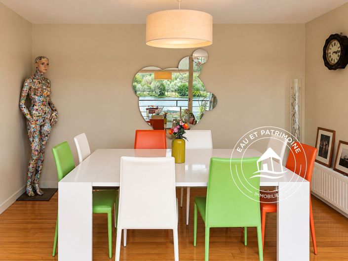 Image No.6-5 Bed House for sale