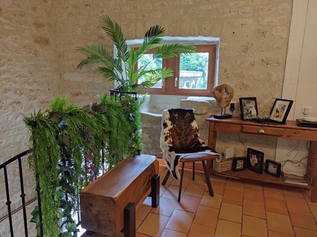Image No.18-4 Bed House for sale
