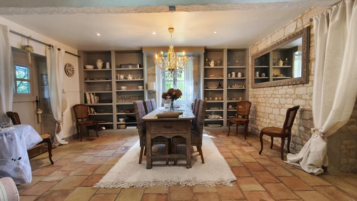 Image No.23-4 Bed House for sale