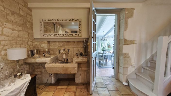 Image No.24-4 Bed House for sale