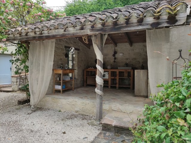 Image No.7-4 Bed House for sale