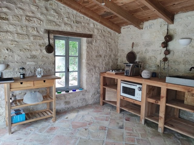 Image No.8-4 Bed House for sale