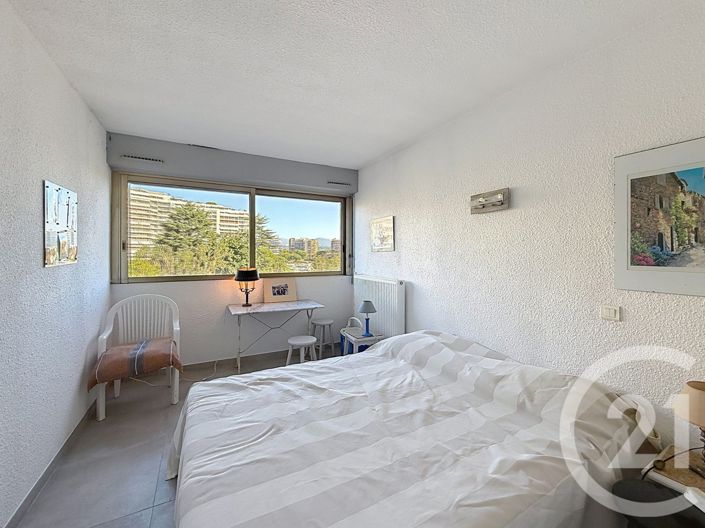 Image No.7-3 Bed Apartment for sale