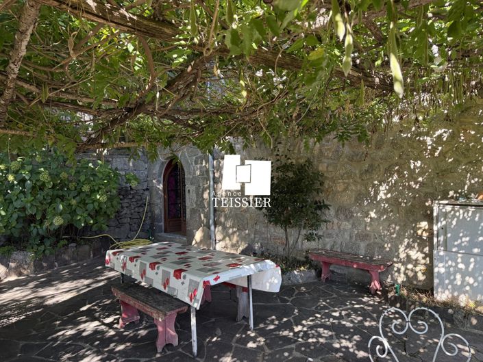 Image No.17-5 Bed House for sale