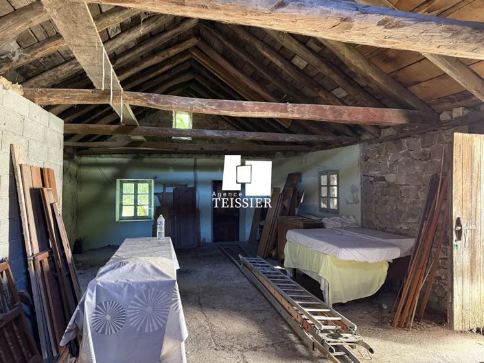 Image No.20-5 Bed House for sale