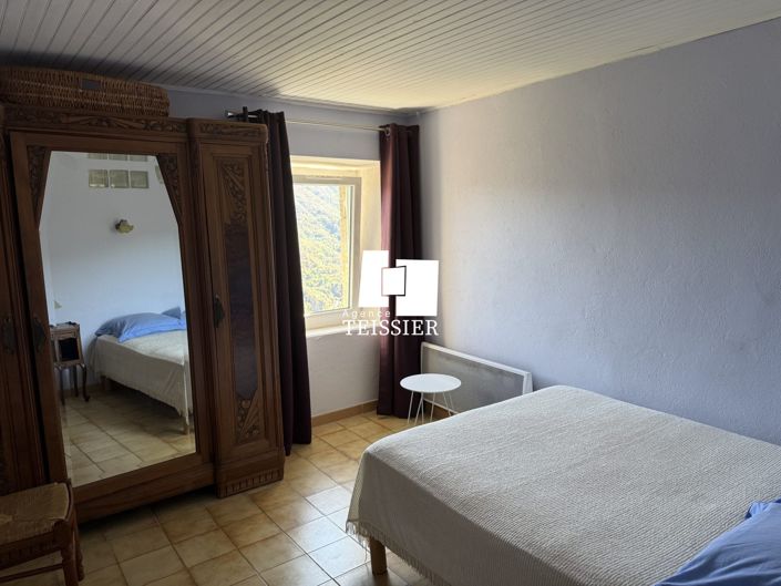 Image No.27-5 Bed House for sale