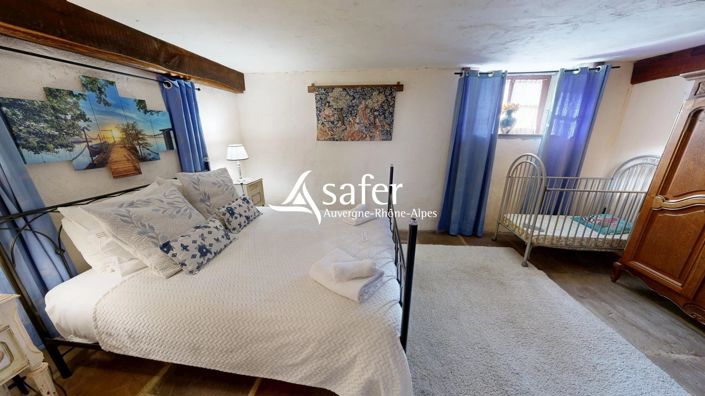Image No.8-8 Bed Apartment for sale