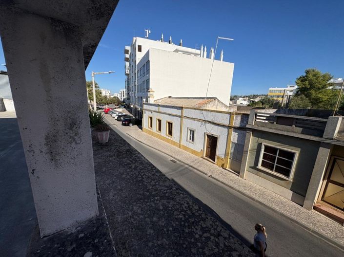 Image No.24-3 Bed House for sale