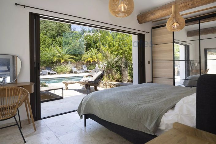 Image No.13-11 Bed House for sale