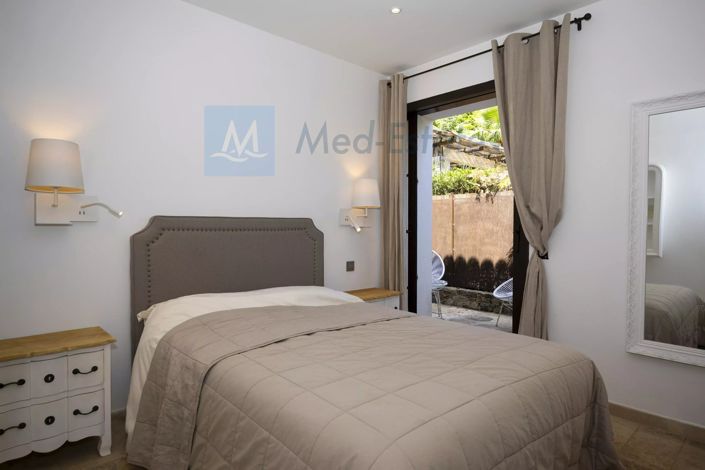 Image No.16-11 Bed House for sale