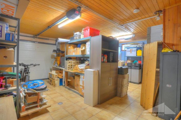 Image No.17-4 Bed House for sale
