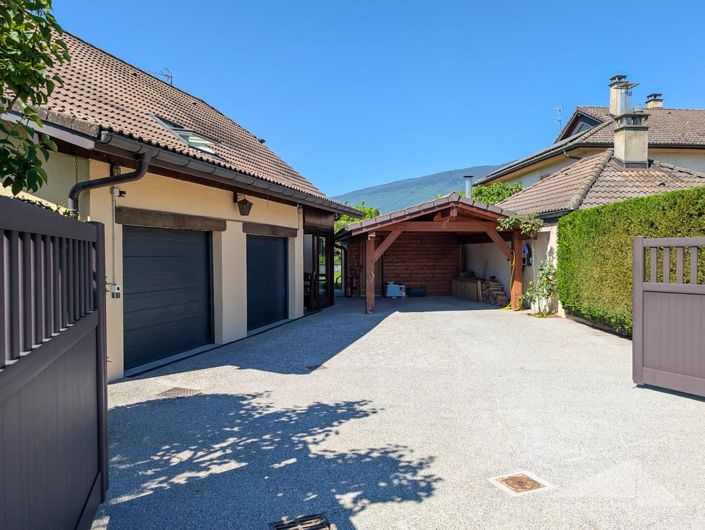 Image No.3-4 Bed House for sale