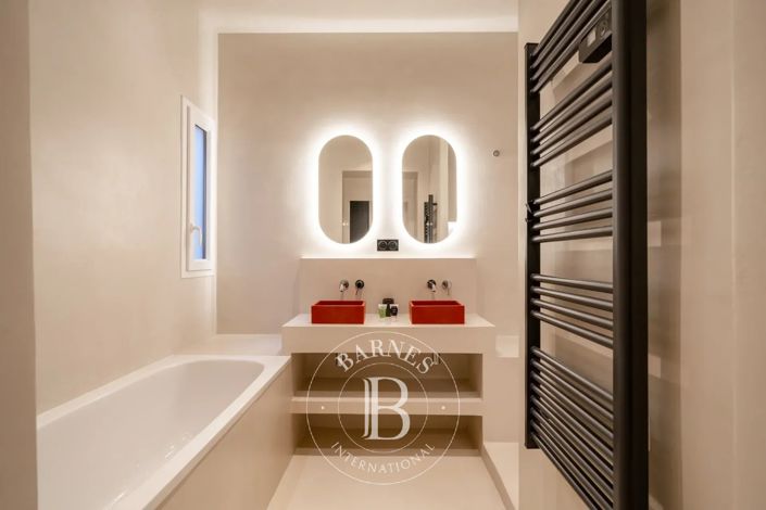 Image No.11-3 Bed Apartment for sale