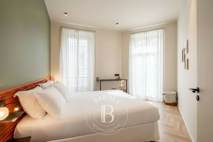 Image No.8-3 Bed Apartment for sale